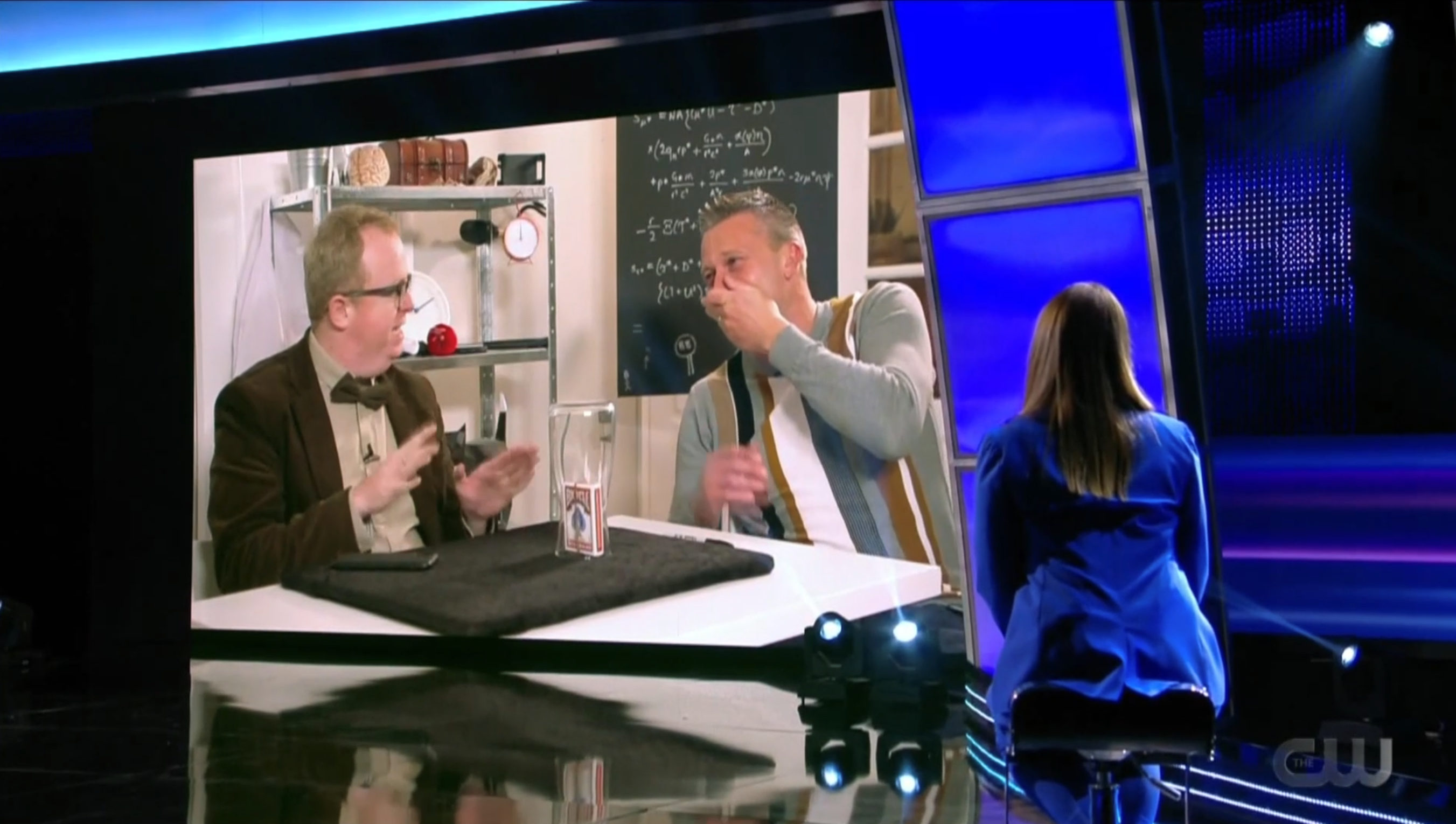 Gareth from Tech Support pretending to be iPad Magician Noel Qualter on TV show Penn & Teller Fool Us